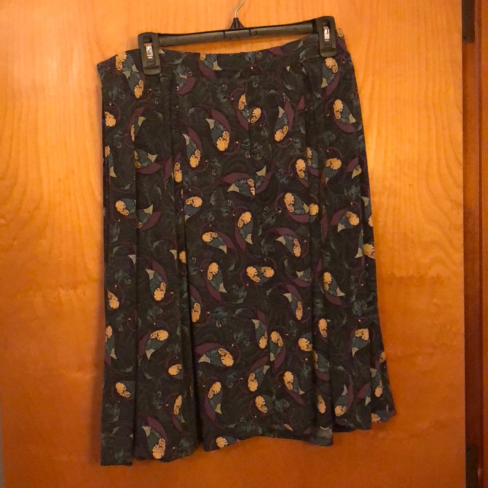 XL Lularoe Madison Skirt with Paisley Peacocks
